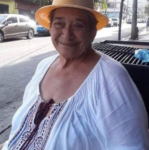 Meet your Posher, Kenia